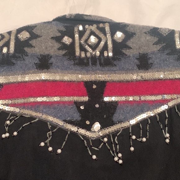 Jacket - Picture 3 of 9